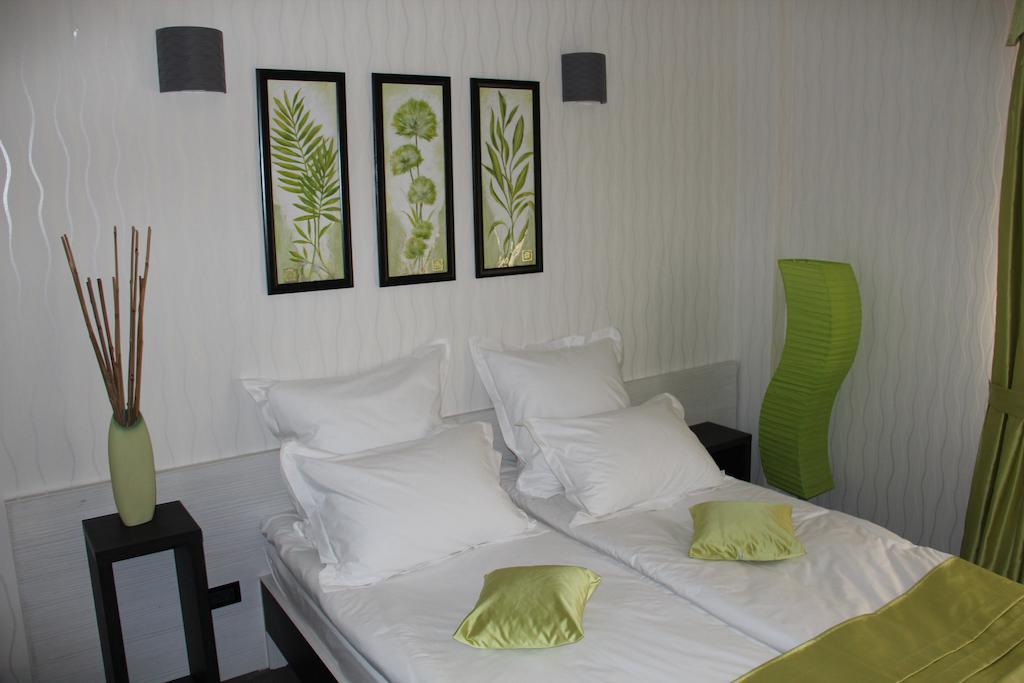 Enigma Pension Târgu Jiu Δωμάτιο φωτογραφία