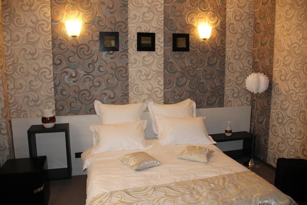 Enigma Pension Târgu Jiu Δωμάτιο φωτογραφία